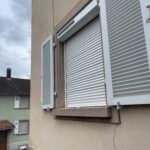 Installation d’un volet roulant monobloc solaire à Whir-au-Val proche de Gunsbach