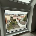 Installation d’un store à intérieur à enroulement anti-chaleur à Wintzenheim, près de Wettolsheim.