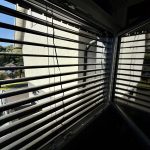 Réparation d’un brise-soleil orientable à Colmar près de Sainte-Croix-en-Plaine