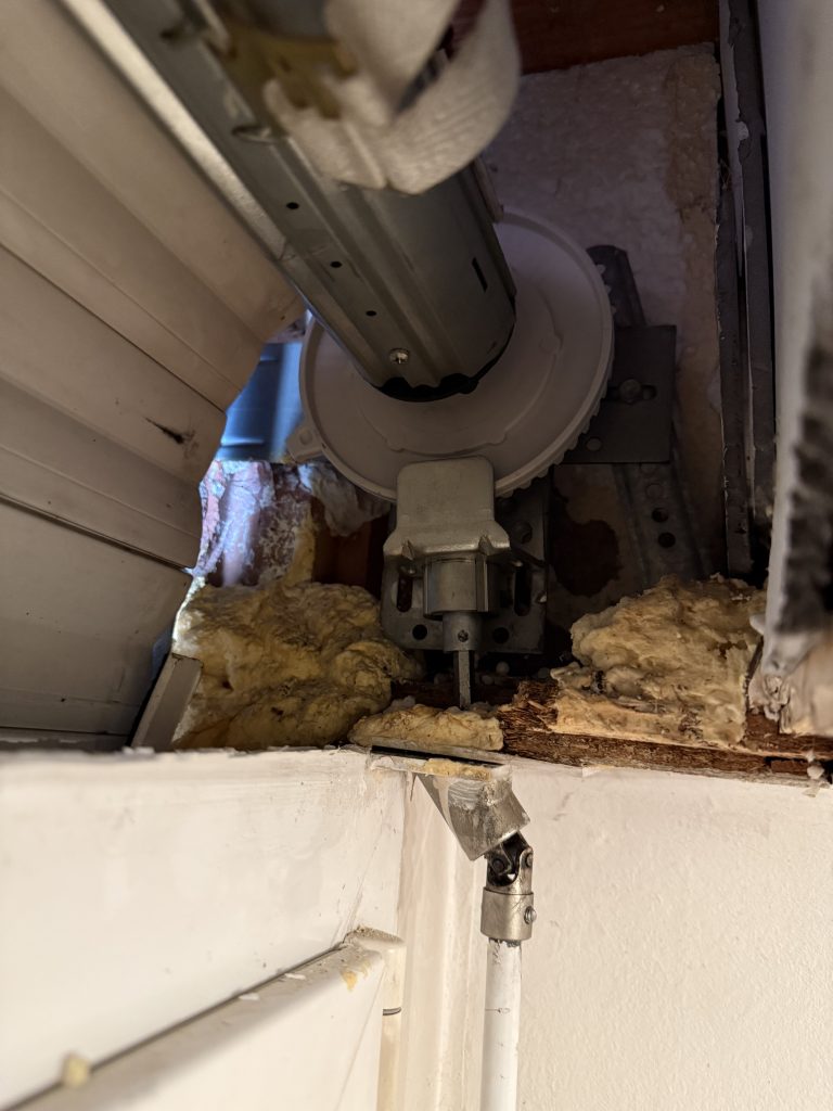 Remplacement d’un treuil à couple conique de volet roulant traditionnel à Appenwihr près de Logelheim.