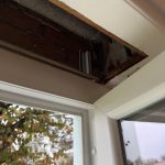 Installation d’un volet roulant à lames en aluminium double paroi et manoeuvre par treuil à Horbourg-Wihr près de Fortschwihr.