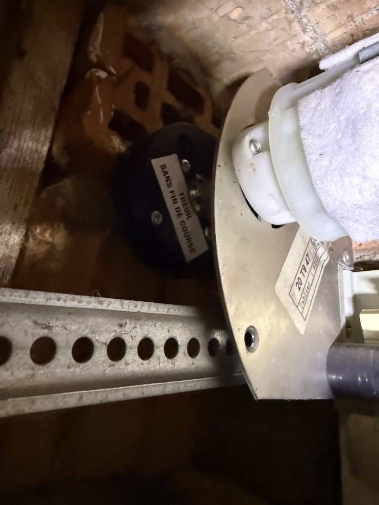 Remplacement treuil volet roulant : rapide et pas cher à Fortschwihr près de Muntzenheim