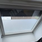Pose d&rsquo;un volet roulant électrique solaire Velux à Wintzenheim non loin de Ingersheim